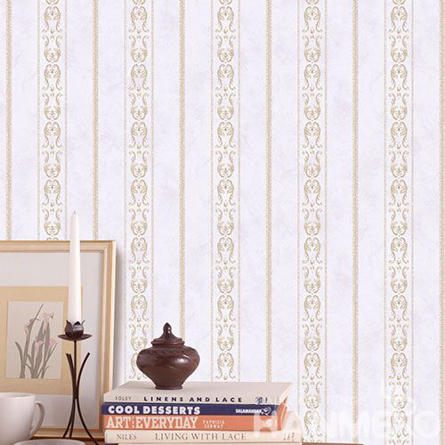 HANMERO Modern European Stripes Design Non-woven Wallpaper 0.53 * 10M for Room Decoration from China Factory Wallcovering Supplier